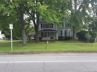 14605 E Park St, Burton, OH 44021