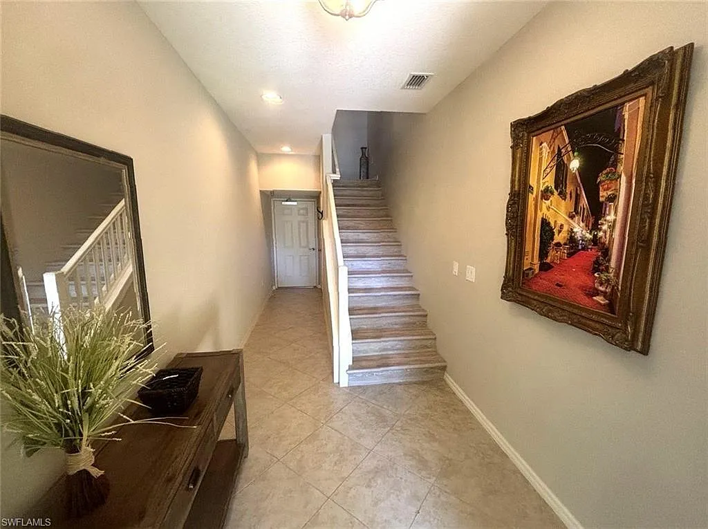 3 bed, 2.0 bath, 1771 sqft, $7,500 — Photo 4