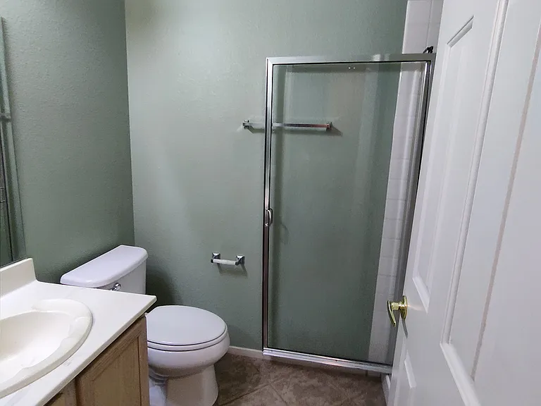 1610 Davilla St — Photo 27