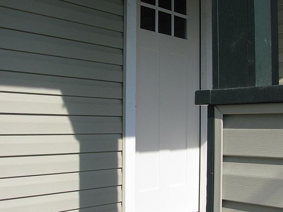 Front Door to Entrance Vestibule