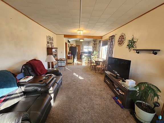 3rd image of 510 SE 10th St