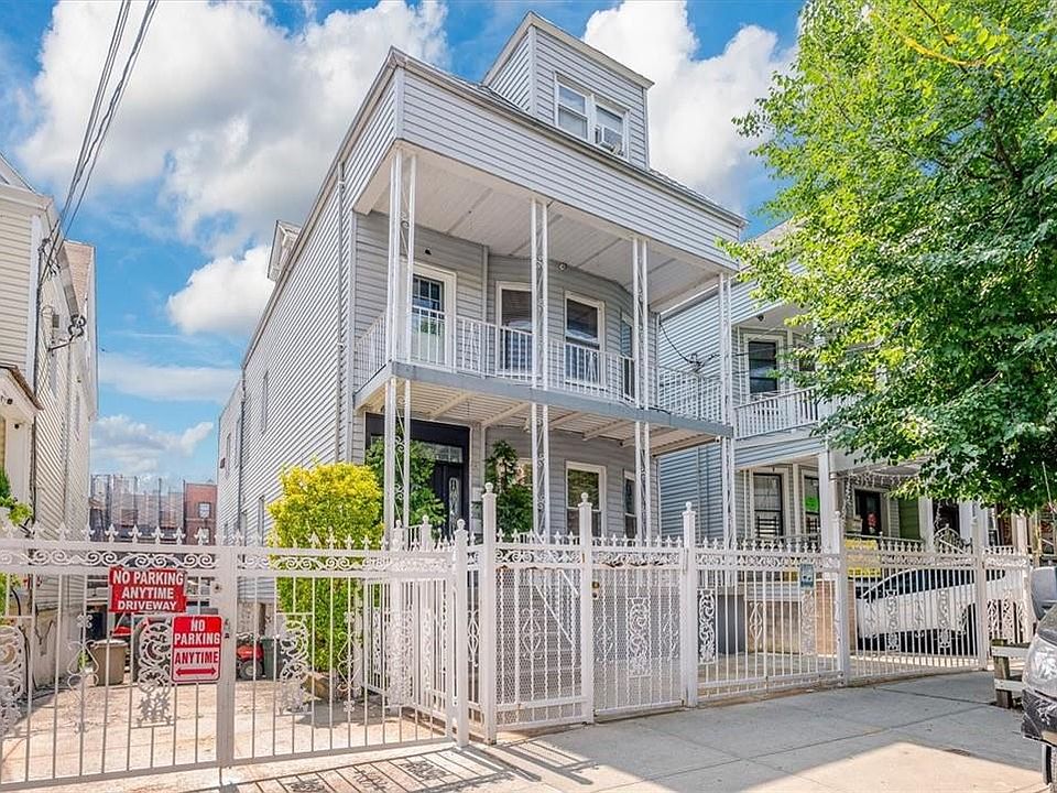 1st image of 2798 Morris Avenue