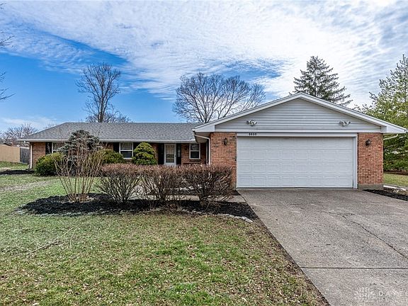 2nd image of 8600 Garnet Dr