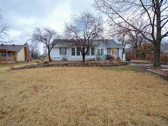 2nd image of 307 NW 17th St