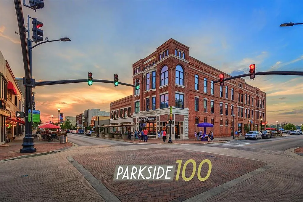 2 bed, 2.0 bath, $2,750 — Photo 1