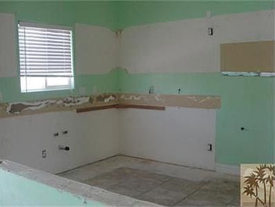 4th image of 9526 Palm Dr
