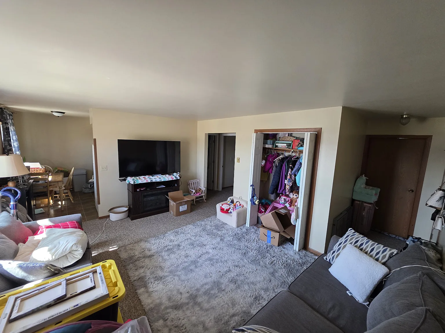 844 W 20th Ave — Photo 4