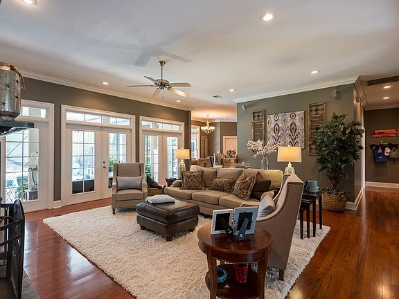 4th image of 4727 Misty Valley Cir