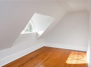 708 Hollow Tree Ridge Rd, Darien, CT 06820