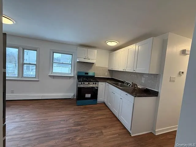 161 Glen Cove Ave #2 — Photo 2