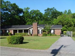 1800 Aden Rd, Mobile, AL 36695