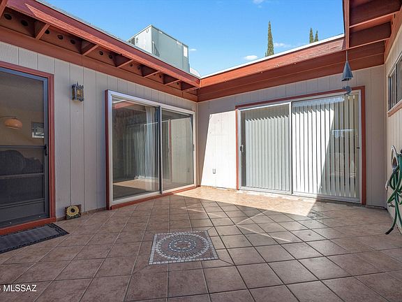 5th image of 8427 E Foursome Ln