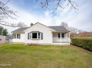 29 Plank Rd, Troy, NY 12182