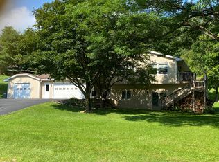 N5680 Moos Rd, Onalaska, WI 54650