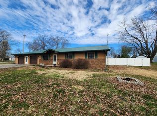 17001 Lowry Ave, Benton, IL 62812