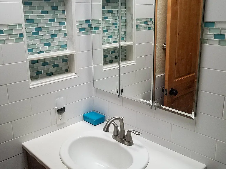 W Sheryl Dr — Photo 9