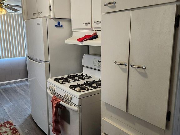 5th image of 17800 Langlois Rd Space 22