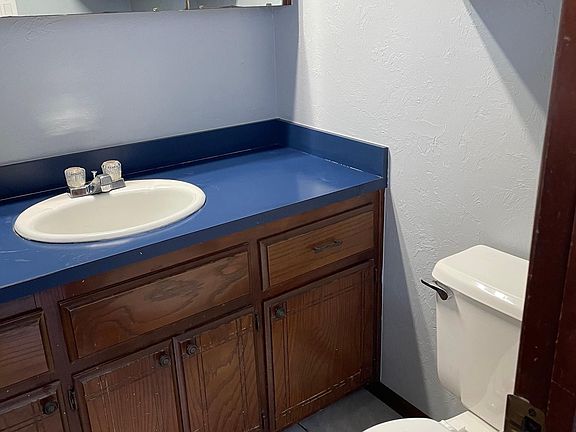 Downstairs Half Bathroom