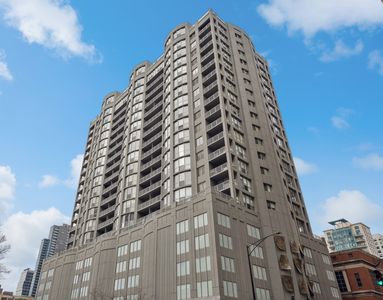 600 N Dearborn St APT 1611, Chicago, IL, 60654