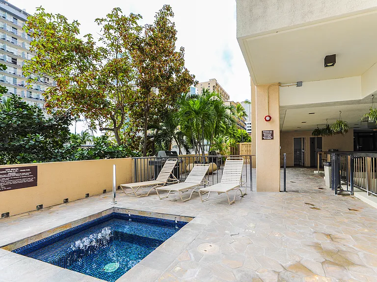 2215 Aloha Dr #1205 — Photo 43