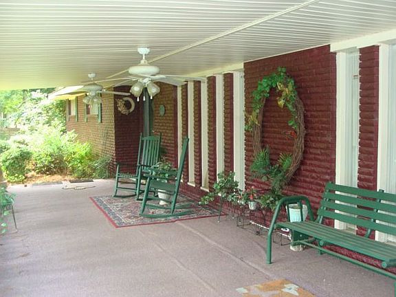 4th image of 255 Beechwood St