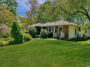 202 Academy St, Bayport, NY 11705