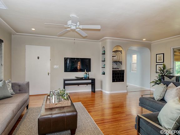 4th image of 4236 Albatross Dr