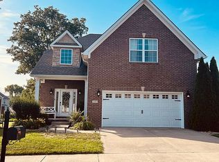 2397 Patchen Wilkes Dr, Lexington, KY 40509