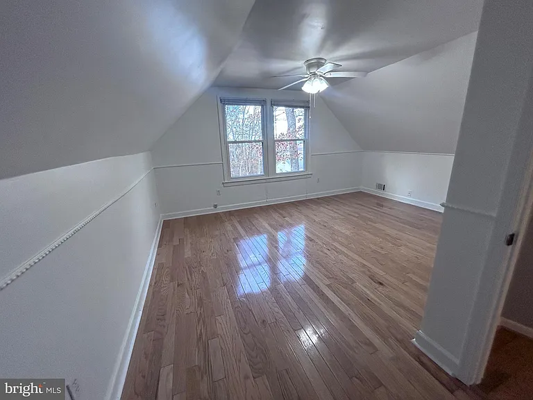 132 Pinecrest — Photo 36