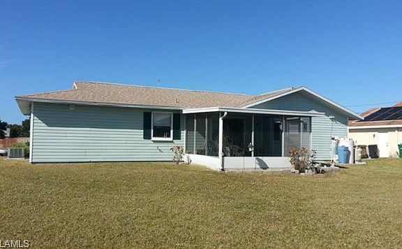 2nd image of 2917 NE 7th Ave