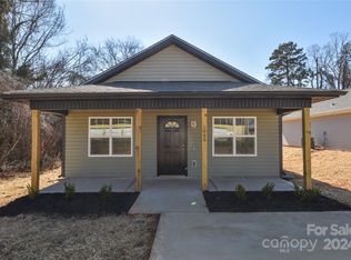 1045 Secor St, Statesville, NC 28677