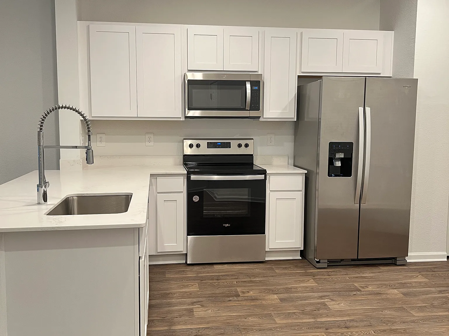 2 bed, 2.5 bath, 1210 sqft, $1,900 — Photo 3