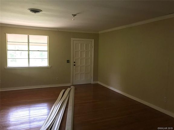 5th image of 200 Kavanaugh St