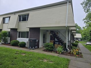 1303 McIntosh Pl, Newburgh, NY 12550