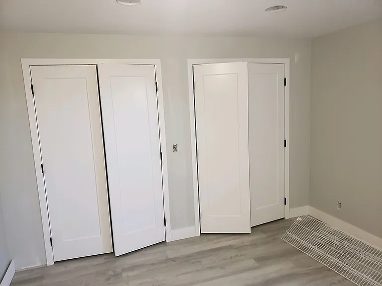 301 Grovebrook Ct — Photo 19