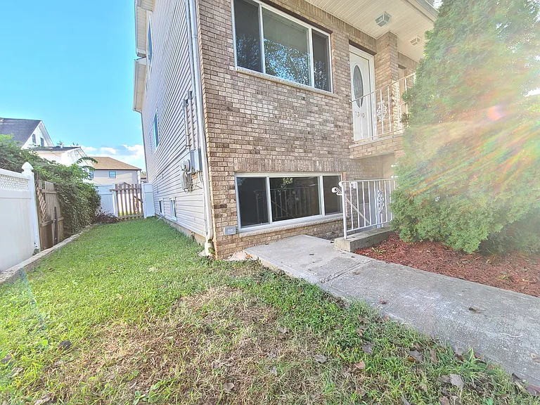 7300 Amboy Rd #BASEMENT — Photo 6