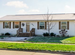 4037 Matthew Dr, Waterloo, IA 50701