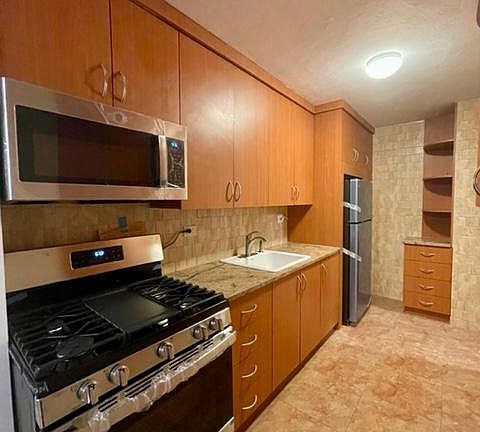 2nd image of 601 Surf Ave APT 10N