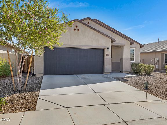 3rd image of 25135 N 135TH Avenue