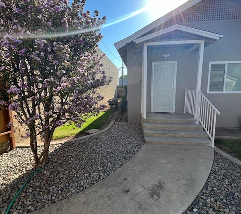 308 1/2 N K St, Tulare, CA 93274 Zillow