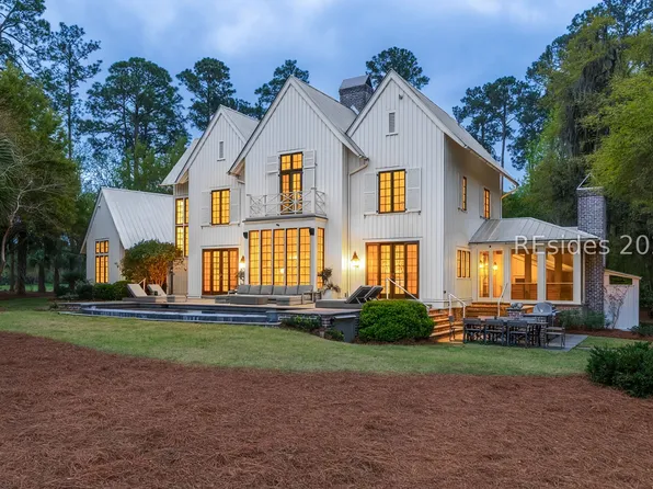 26 Plum Thicket Rd, Bluffton, SC 29910