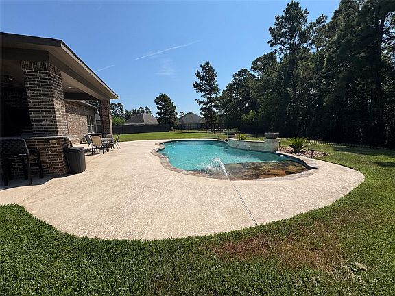5th image of 3712 Pine Village Ct
