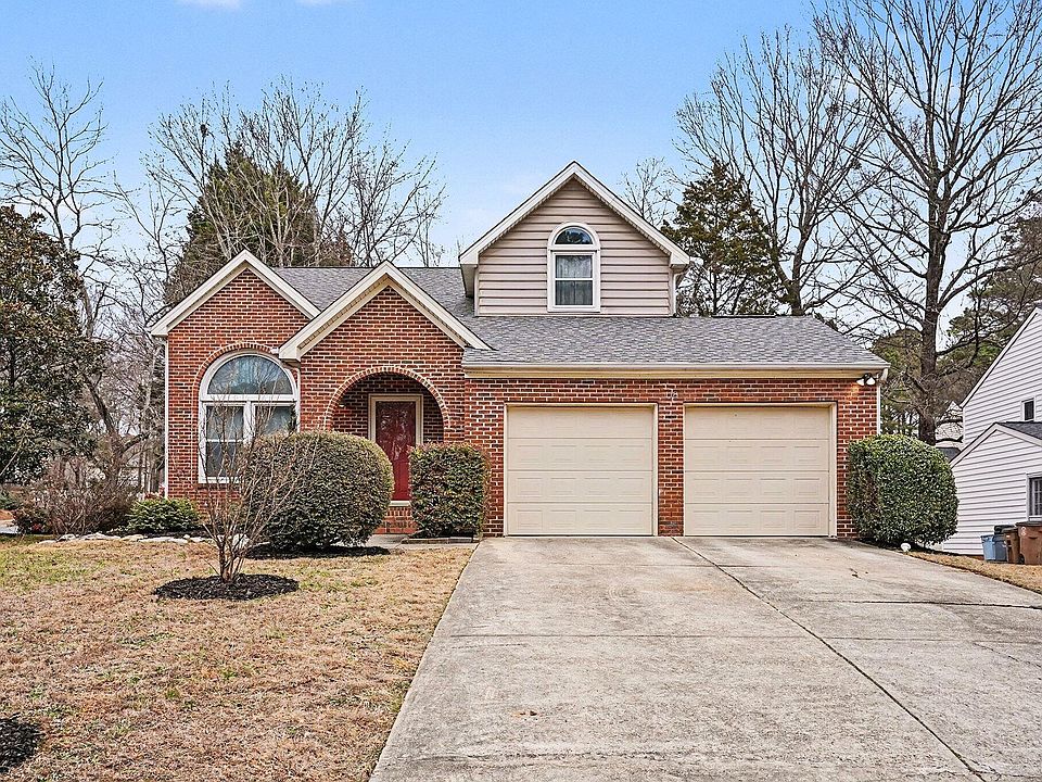 1st image of 118 Carmel Woods Ct