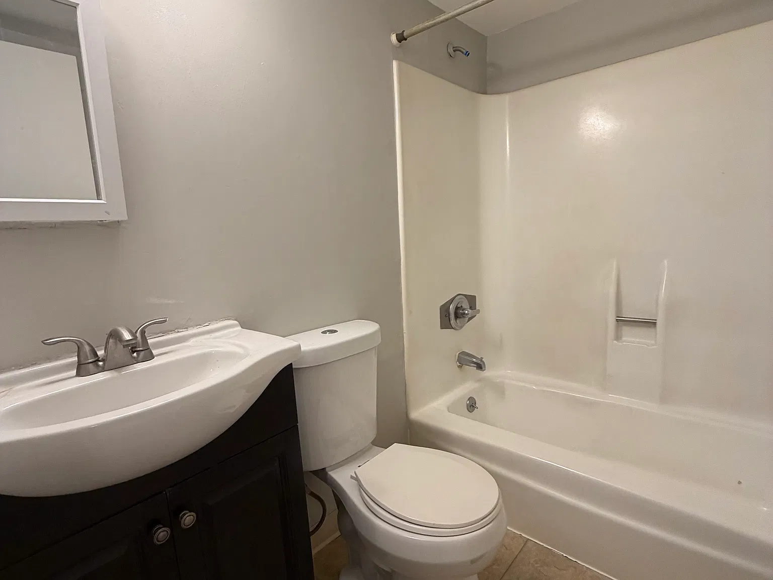 2 bed, 800 sqft, $1,650 — Photo 4