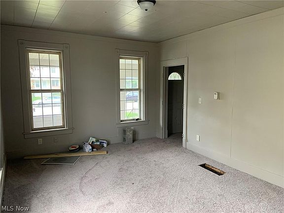 5th image of 1845 E 29th St