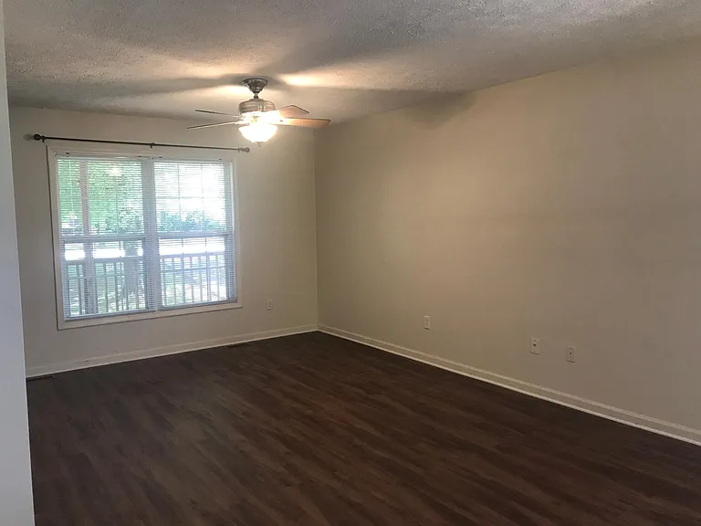 2660 Gilbert St SE — Photo 10