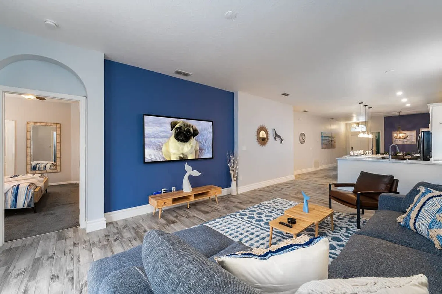 4 bed, 2.0 bath, 1754 sqft, $8,370 — Photo 2
