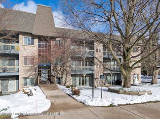 2926 Mount Hope Rd #6, Okemos, MI 48864