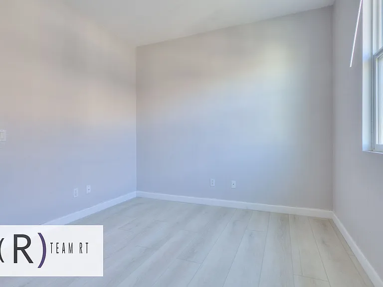 7748 Hess Pl #3 — Photo 29