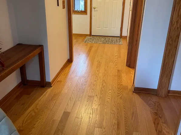 6009 Strasbourg, Lansing, MI 48917